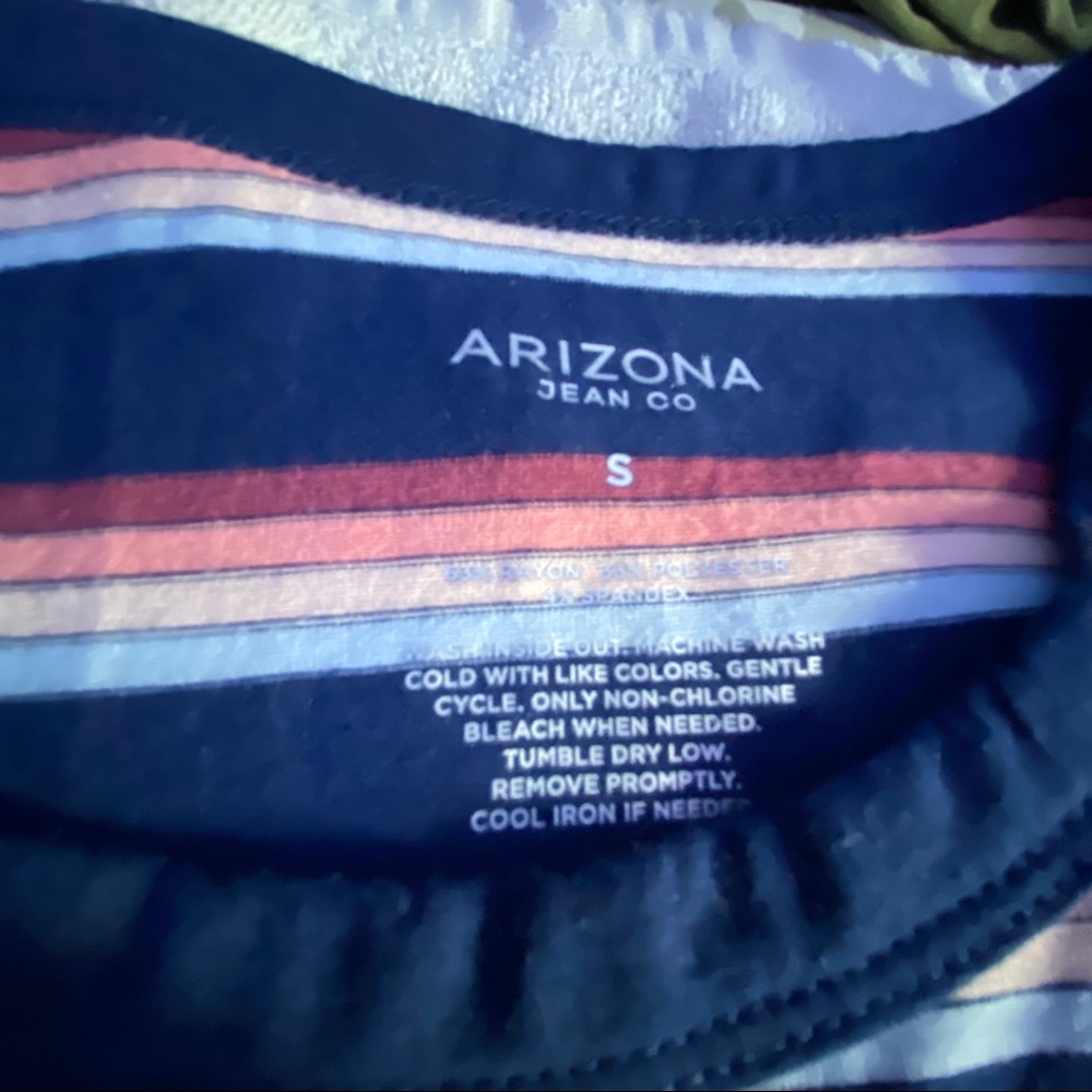 Shirt - Picture 2 of 2